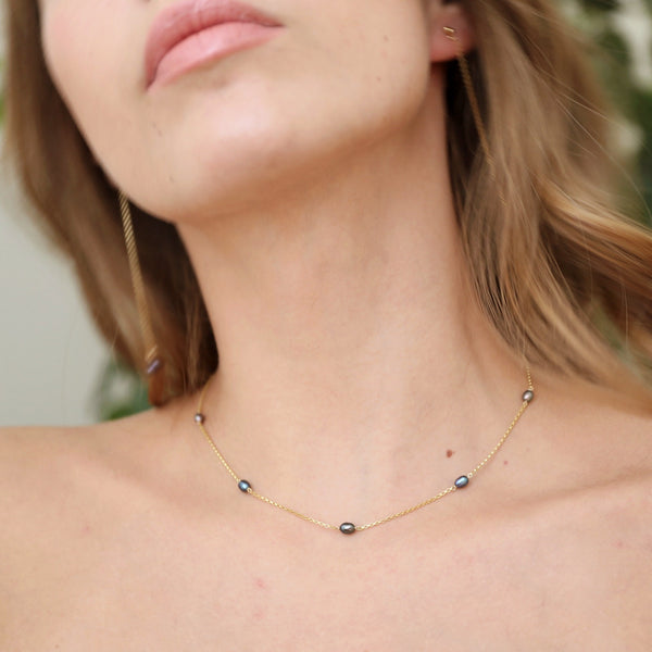 JUNO Baby Pearl Choker Necklace, 5 Dainty Black Freshwater Pearl Necklace