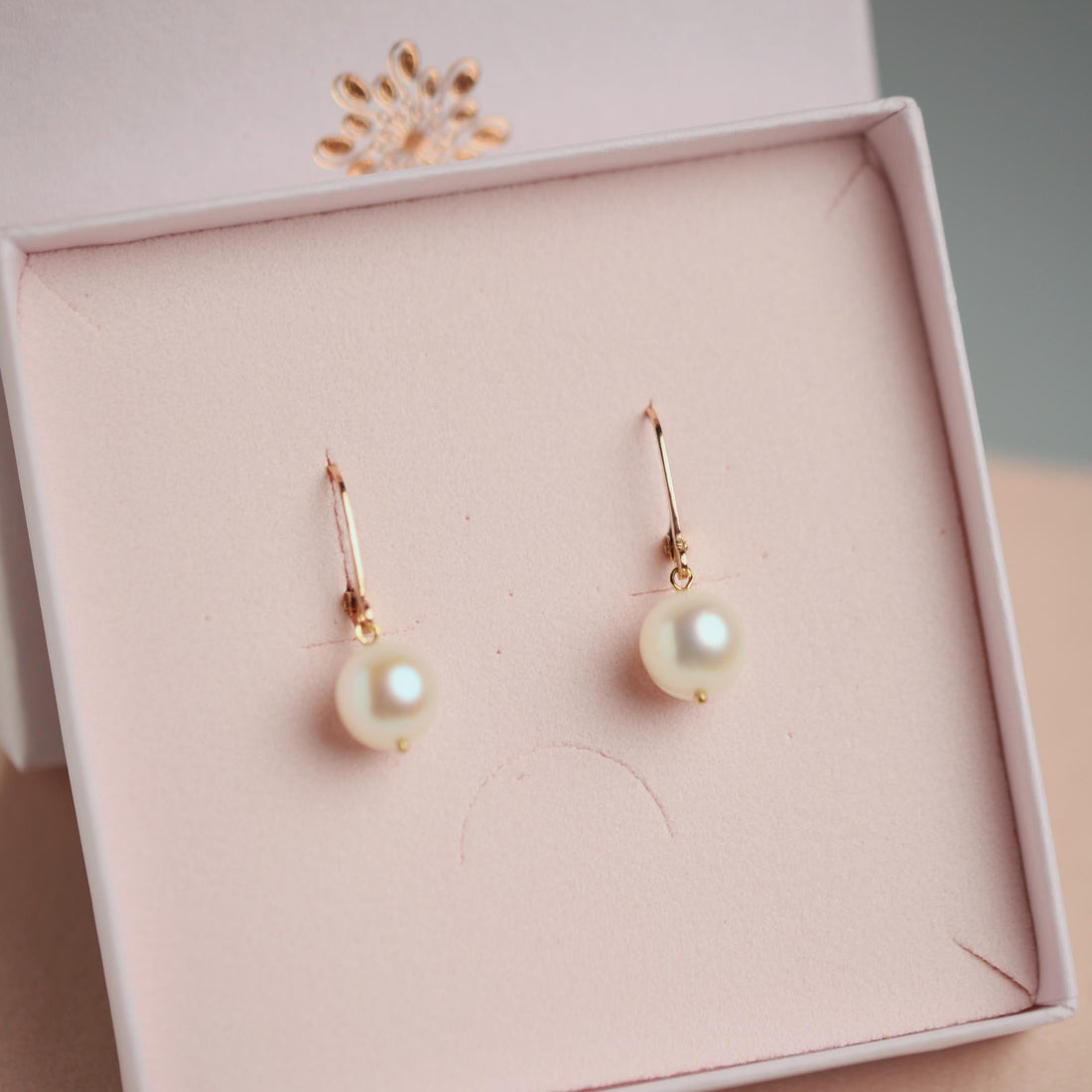How to Care for Gold and Silver Gemstone Jewelry