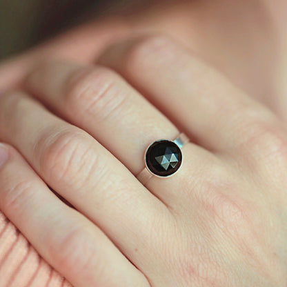 Black Tourmaline Ring • SPHERA