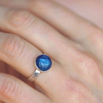 Blue Kyanite Ring • SPHERA