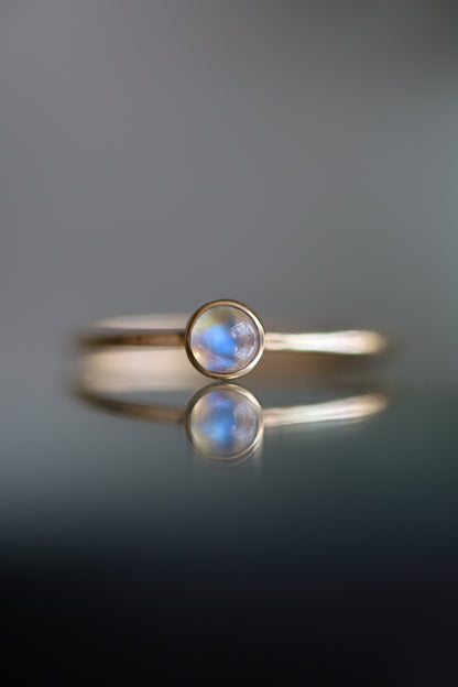 14k Gold Moonstone Ring