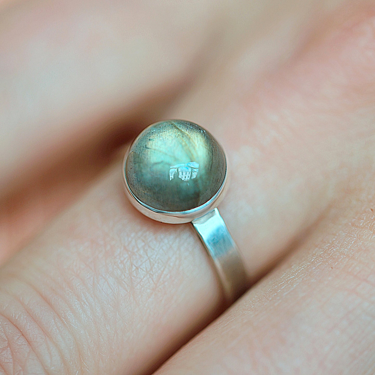 Labradorite Ring • SPHERA