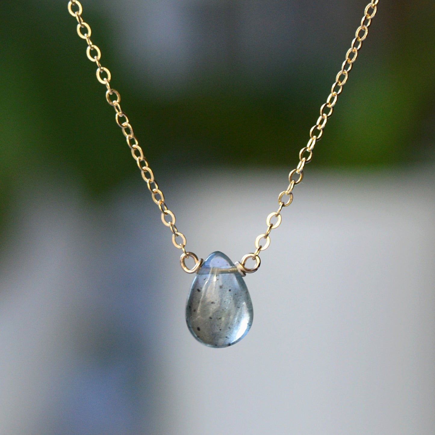 Tiny Moss Aquamarine Necklace