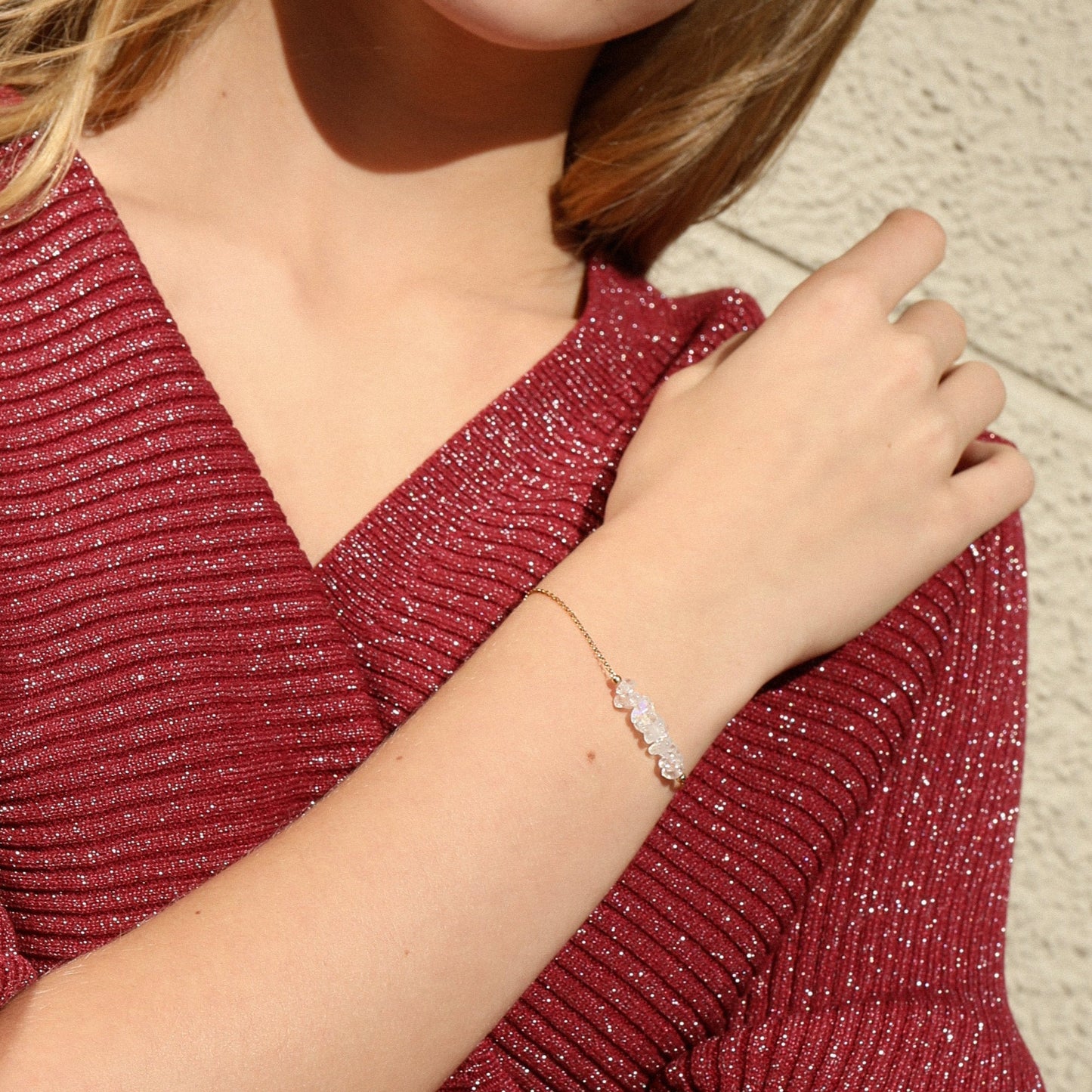 Raw Rainbow Moonstone Bracelet in gold - Jewlery by Boutique Baltique