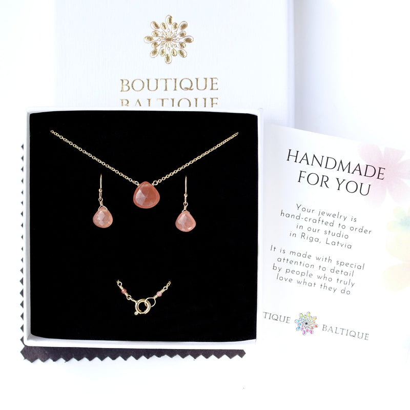 Rhodochrosite Necklace and Earrings Set in Gold - Boutique Baltique